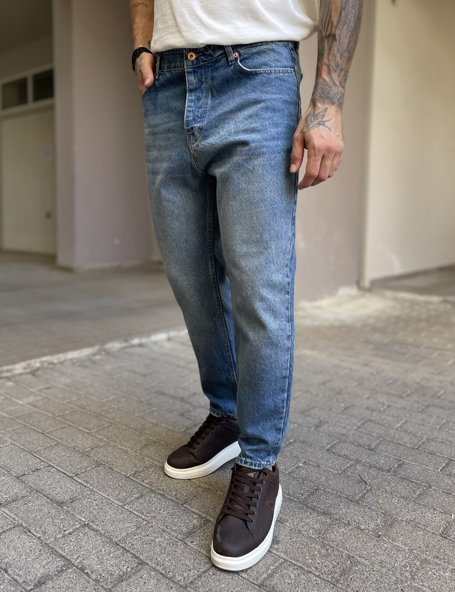 Ανδρικό μπλε ξεβαμμένο loose τζιν πεντάτσεπο WE2650 φωτογραφία